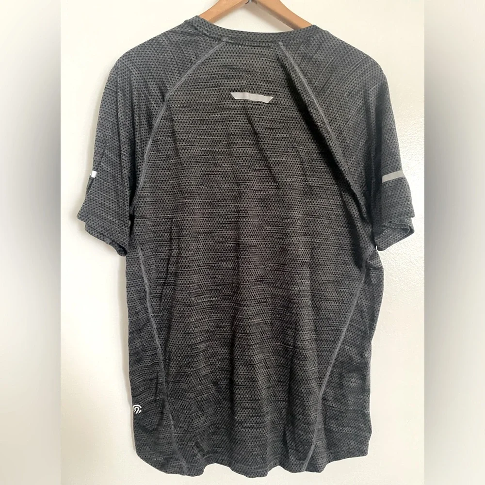 CHAMPION Men’s Grey Mesh Quick-Dry Running Shirt, Medium! - Picture 2 of 5